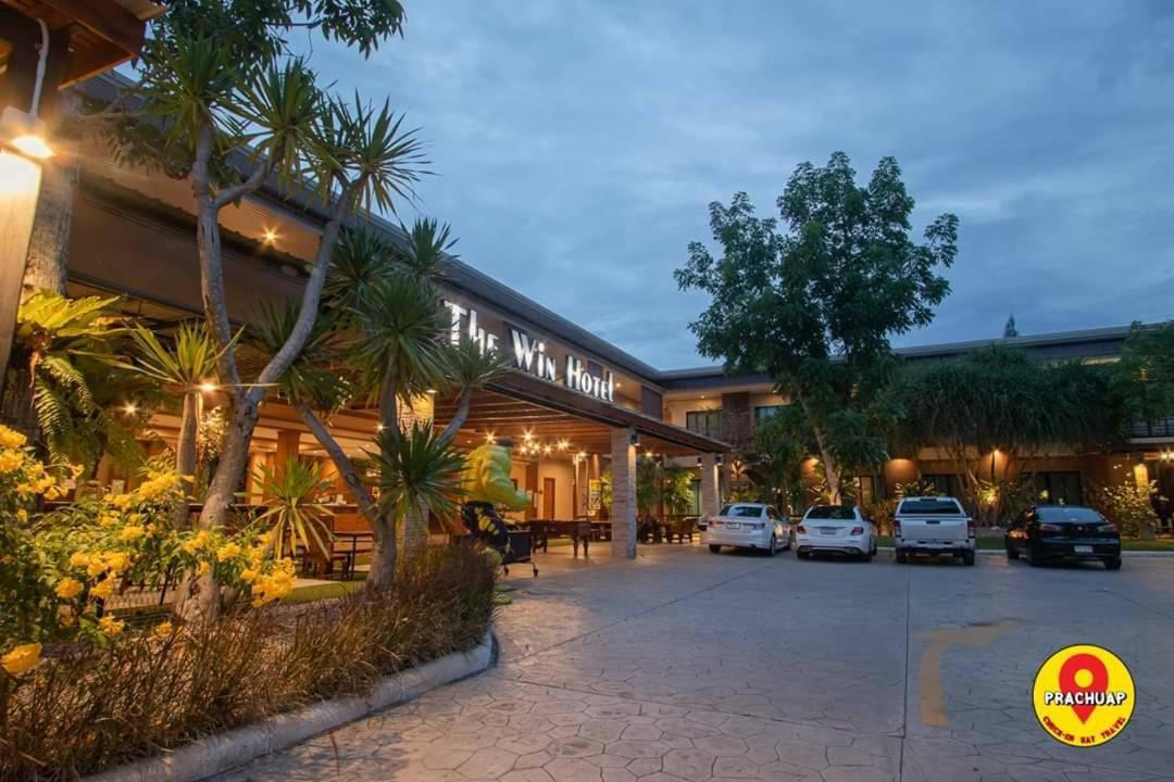 The Win Hotel Bang Saphan Εξωτερικό φωτογραφία
